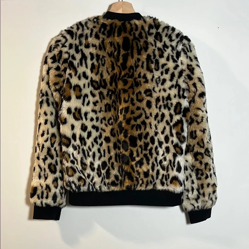 urbancode London Leopard Print Faux Fur Jacket - Picture 3 of 7